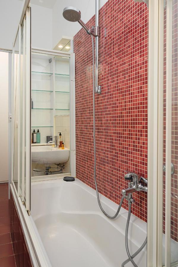 Washington Charme Apartment Мілан Екстер'єр фото